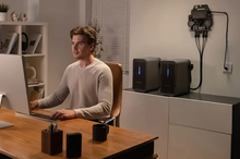 Lade das Bild in den Galerie-Viewer, SALE (neuwertig) - Marstek SATURN B2500-D (neue Version: 2x 800W-Eingangsleistung) Speicher für Balkonkraftwerk