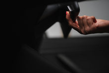 Lade das Bild in den Galerie-Viewer, 4 S3XY Buttons Gen2 für TESLA