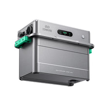 Lade das Bild in den Galerie-Viewer, Zendure SolarFlow 1600 AC+ Solarstromspeicher mit 1,92 kWh
