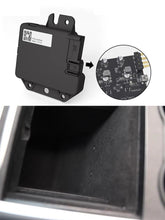 Lade das Bild in den Galerie-Viewer, USB-Platine / Daten Modul für Mittelkonsole Tesla Model 3 / Y
